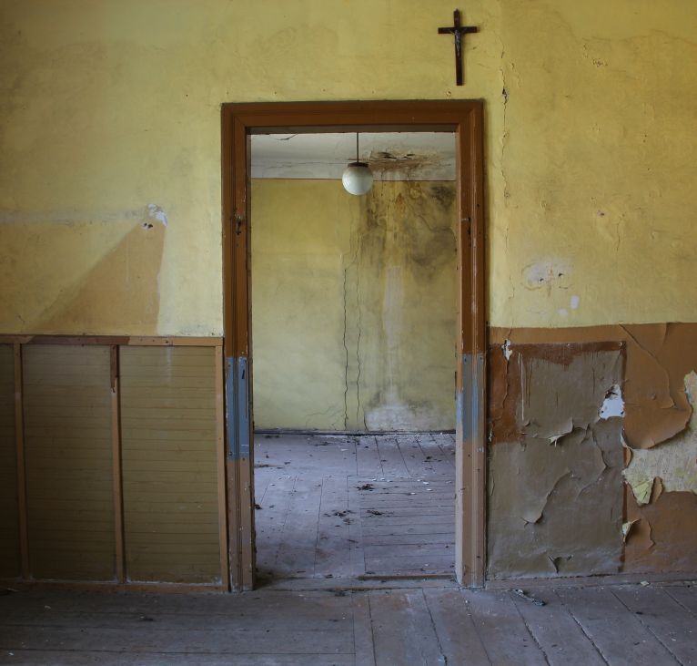 Dwór Zaryszyn przed remontem